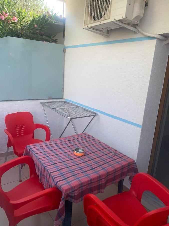 Guesthouse Sueda Ksamil Bagian luar foto