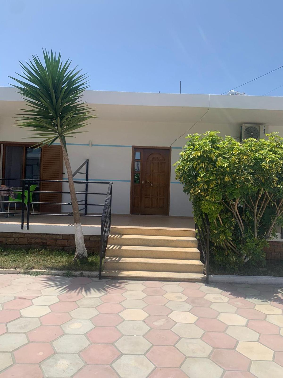 Guesthouse Sueda Ksamil Bagian luar foto