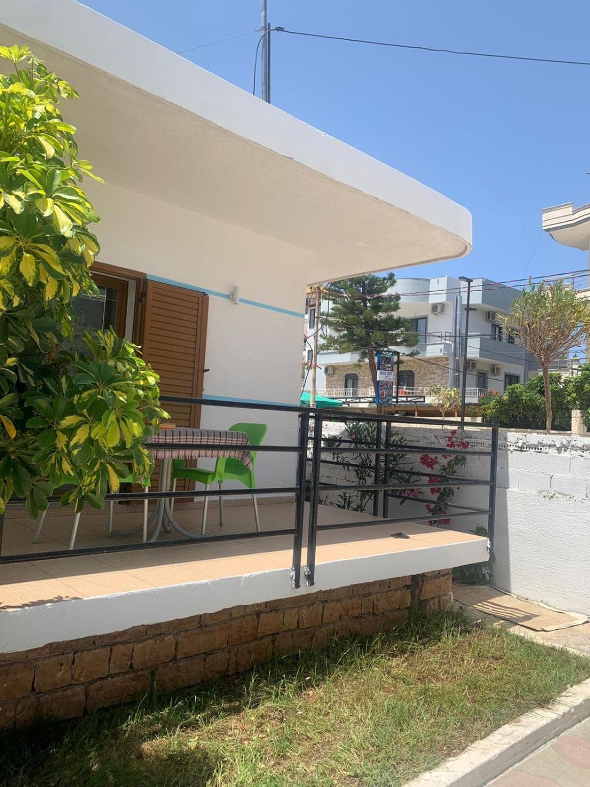 Guesthouse Sueda Ksamil Bagian luar foto