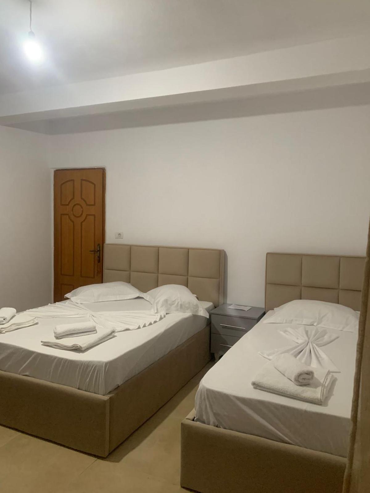 Guesthouse Sueda Ksamil Bagian luar foto
